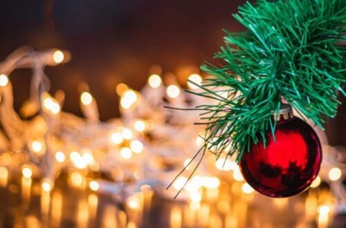 Safety Tips For Christmas Garland And Other Decor