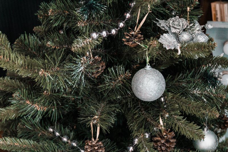 Decking Out Your Home in Style this Christmas with a Colorful Artificial Green Tree, Glass Ornaments and Accessories